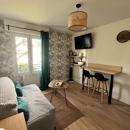 Calme - Proche Tramway Et Centre Appartement Nantes